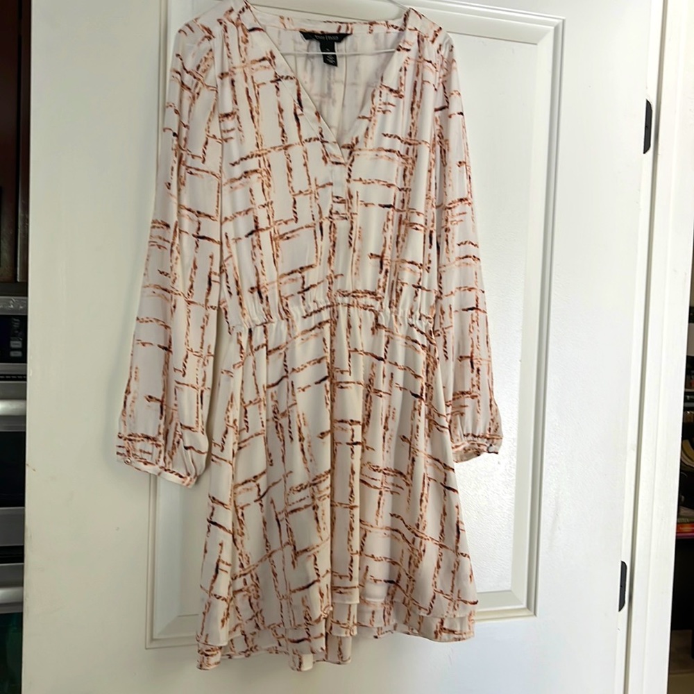 Dress by White House Black Market NWOT.  Offers welcome